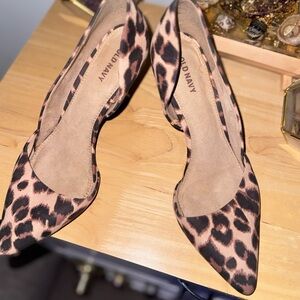 Old Navy Women's Leopard Print Heels